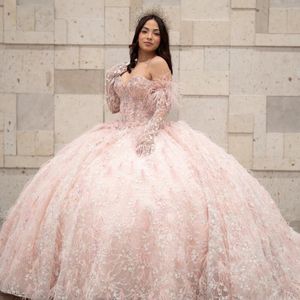 Robe De Quinceanera rose scintillante, épaules dénudées, manches longues, plumes appliquées, Corset, robe De bal d'anniversaire, 15 ans