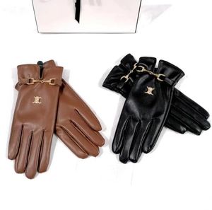 Gants Hommes Femmes Cinq Doigts Gants Créateur De Mode Marque Lettre Impression Épaissir Garder Au Chaud Hiver Sports De Plein Air Pur Coton De Haute Qualité