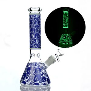 Resplandor en la oscuridad Vaso de precipitados de 10 pulgadas Bong Pintura a mano Cráneo Vidrio Tubería de agua 5 MM de espesor Plataformas de dab Plataformas petroleras Reciclador fresco