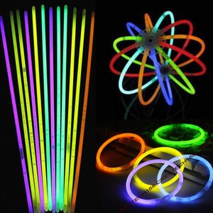 Nouveauté Éclairage Glow Stick Multi Couleur Bracelet Colliers Neon Party Light Stick Baguette Nouveauté Jouet Bâtons De Concert Vocal