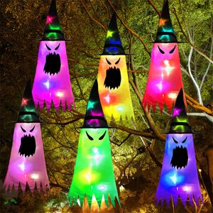 Le chapeau de lumières LED de vacances d'Halloween rougeoyant peut être porté sur la tête ou comme pendentif chapeau de sorcière décoration de mariage d'hôtel de jardin