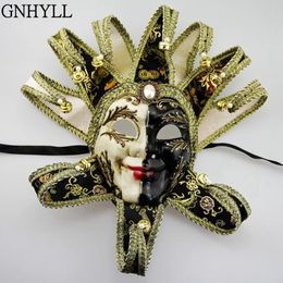 GNHYLL Luxe Volledige Gezicht Venetiaanse Joker Masquerade Masker Bells Cosplay Mardi Gras Bal Party Mask Muurdecoratie Y200103