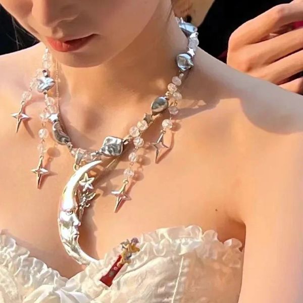 Diosa la luna collar de perlas sentido de alto grado nicho de cristal de la cadena de collar de cristal diseño original accesorios para mujer 240429