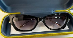 Lunettes de soleil pour femmes pour femmes pour femmes designers de lunettes de soleil occhiali da semelles sombres UV400 Eyewear avec box4801999