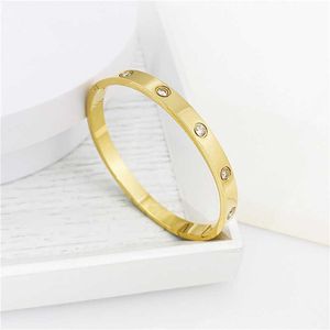 Gold Box Trendy armbanden Ontwerpaccessoires Goud met Buckle paar tien geliefde met Carrtiraa Originele armbanden