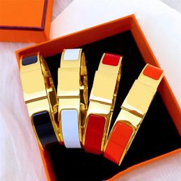 Pulsera de oro diseñador clic pulsera mujeres hombres joyería clásica acero titanio 19 Color selecto Alta calidad sin desvanecimiento regalo unisex pulseras para mujer brazalete de plata
