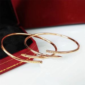 Pulsera de oro Mujer Sailmoon Bracelets Hombre Diseñador Joyería Love Bangle Joyery s regalo para madre envío gratis