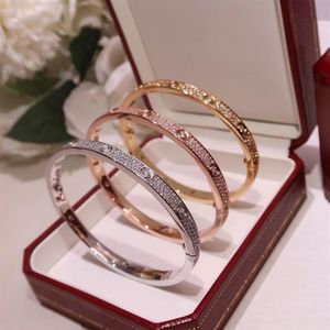bracelets en or dames bracelet or designer diamant luxe matériaux avancés bijoux largeur 7MM technologie d'incrustation cachée fondu brac2715