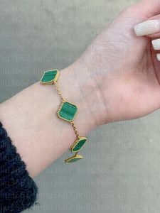 Bracelet à charme or concepteur pour femmes Bracelet en v-gold nacré de perle plaquée 18K Chalcédoine Crystal Fritillaria avec boîte quadrilatère Bracelet