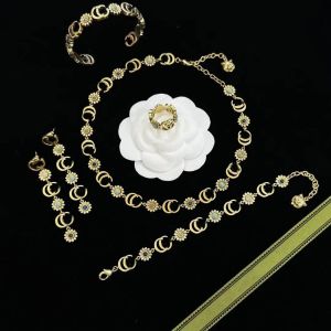 Bracelet ras du cou en or collier boucle d'oreille en laiton cuivre chaîne de créateur pendentifs lettre G mode femmes collier bijoux de mariage accessoires