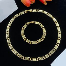 Gouden klassieke Cubaanse armband ketting Europese en Amerikaanse eenvoudige prachtige designer armband ketting meisjes sieraden