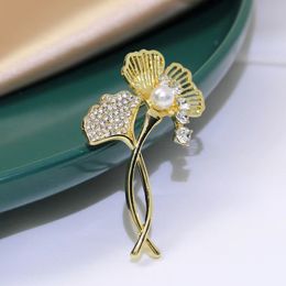Gouden kleur ginkgo bladbroches voor vrouwen bruiloftsfeest metaal imitatie parel planten bladbroches pin mode femme bijoux juwelen