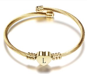 Gouden kleur roestvrij staal hart armband armband met brief mode initiële alfabet bedelsarmbanden voor vrouwen GC601