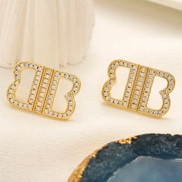 Boucles d'oreilles de créateur en or pour femmes, breloque de marque, lettre cadeau, pendentif circulaire, en alliage, ne se décolore pas, bijoux de haute qualité