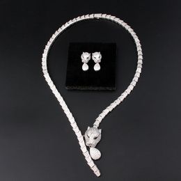Gold Diamond Cross Real Tennis Link Chain con collar colgante Diseñador de joyas para mujeres Pareja Pareja Fiesta de boda Comprometidas Daily Work Bride Girlfriend