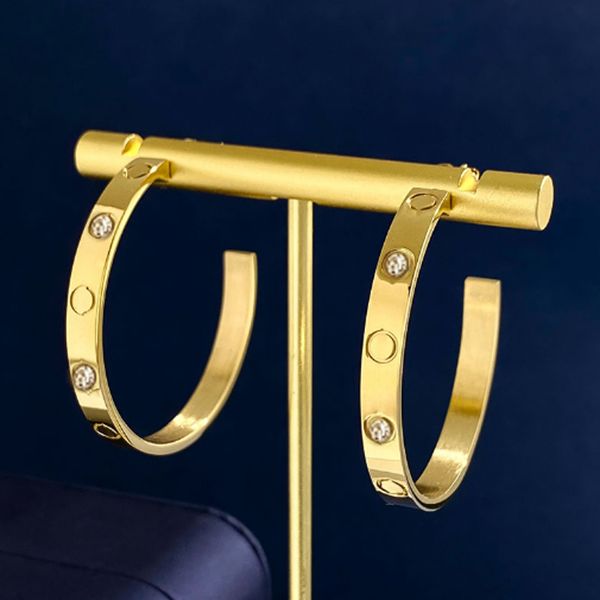 Gold Diamond Stud Titanium Steel Boucles d'oreilles Love For Women Exquise Simple Fashion with Bag
