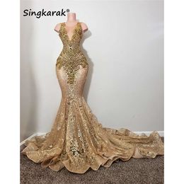 Gold Diamonds Long Prom Dresses 2024 Sparkly Beads Rhinestone Crystal Pailletten Verjaardagsfeestjes Jurk Special Reception Robe