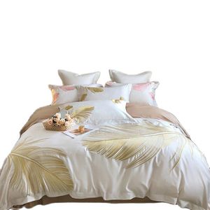 Gouden Veer Borduren Beddengoed Set Luxe Wit Egyptisch Katoen Dekbed Dekbedovertrek Set Laken Linnen Kussenhoezen Beddengoed Hom246S