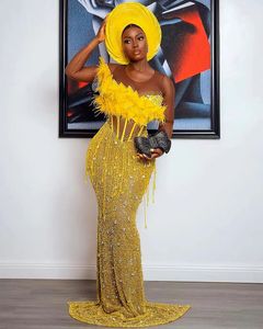 Gouden veren prom jurk kwamen kralen aso ebi zeemeermin elegante avondjurken voor vrouwen korset luxe formele gelegenheid jurk Afrikaans