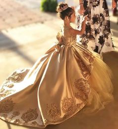 Gold First Communion Dresses Kids Evening Ball Jurk Gold Applique Bow Long Girls Pageant Dress Lace Tule Wedding Flower Girls Dre1223439