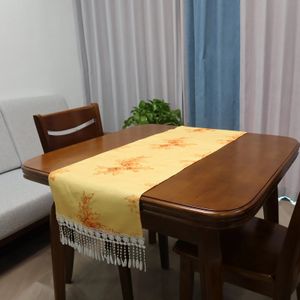Goudkleurige bloemenprint, wit handgeweven kanten tafelloper met kwastjes en vlaggenlijn, Eetkamerkoffiebar 240322