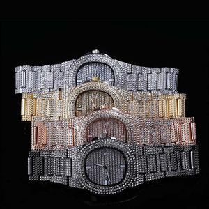 Reloj de oro totalmente personalizado con diamantes Bling Bling 600 Diamantes simulados Calendario de piedra de circonio cúbico Correa de acero de cuarzo Staness Hip Hop309t