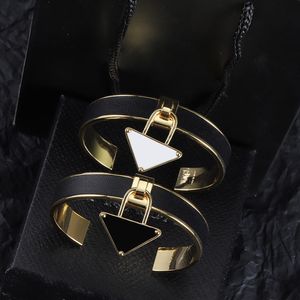 Bague demi-ronde en or pour femmes et hommes, pendentif de styliste, boucle en forme de serrure, corde à main, bracelet décontracté de créateurs