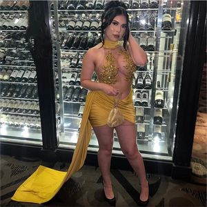 Gold High Sexy Neck Court Robe de bal pour filles noires Appliques en dentelle