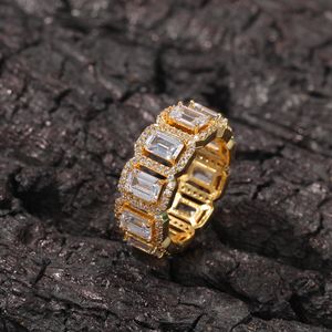 Gold Iced Out Ring Band Hollow Bling Cubic Zirconia Diamond ringen voor vrouwelijke mannen Hiphop Fashion Fine Jewelry