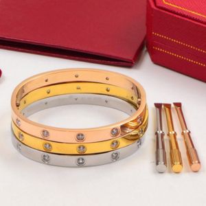 Joyería de oro Pulsera de circón clásica Pulseras de uñas Accesorios Tornillo de acero inoxidable Brazaletes de joyería de marca para mujer Hombres Pulsera de diseñador de acero inoxidable Regalos