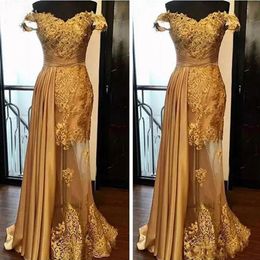 Robes en dentelle d'or tenues de soirée 2019 sur l'épaule appliques strass perles couches jupe Vintage robes de soirée formelle bal Dre273J