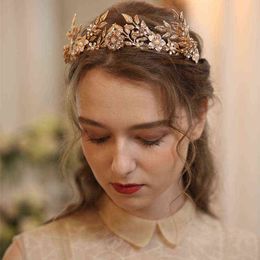 Feuille d'or Tiara Mariage Couronne de cheveux Floral Bridal Hairband Handmade Headpiece Femmes Party Prom Hair Tiaras 211214