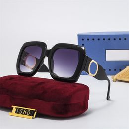Gafas de sol de mujer de tamaño de letra dorada, gafas de sol de diseñador para hombre, gafas de sol Retro Polaroid para hombre, gafas de conducción cuadradas para mujer