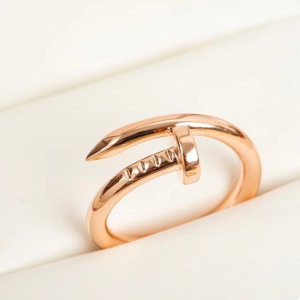 Gold Love Mens High Quality Designer Ring Heart Ring Fashion Jewelry Man Virtue Mariage Promesse Anneaux pour la femme Cadeau d'anniversaire Gift Saint Valentin S