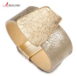 Bracelet en cuir à breloques en métal doré pour femmes, Bracelets d'enveloppement larges à la mode, bijoux