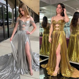 Goud Metallic Galajurk Met kralen Off-shoulder Geplooid A-lijn Hoge split aan de zijkant Lang Winter Formeel evenement Feestjurk Rode loper Runway Oscar Gala Optocht Uitgesneden Zilver