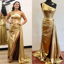 Goud metallic galajurk Eén schouder aansluitend Lang Winter Formeel evenement Feestjurk Ruches Hoge split Zilver Koningsblauw Rode loper Runway Oscar Gala Optocht Zijoverlay