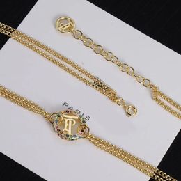 Collar de oro Diamond Brass Brass Brass DISEDER CLEnter de lujo para mujeres Joyería de diseñador de regalos de San Valentín Día de San Valentín