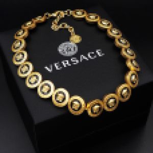 Collier en or femmes collier de créateur pour femme chaîne bijoux de luxe grand-mère mères cadeau Dupes marque VE médaillon collier Vintage dames collier ras du cou