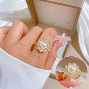 Gouden Pearl 18K Open Ring Designer Ringen voor vrouwen Elegante verstelbare Ring Bowknot Sieraden Vrouwelijke trouwdag Diamantring Dagelijkse Outfit Finger Brass Ring