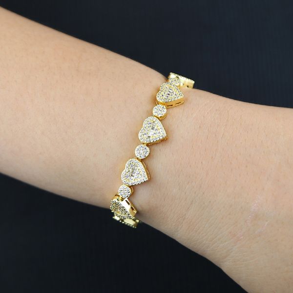 Plaque d'or Couleur Mini Coeur Amour avec Cercle Rond Charme Lien Chaîne Bracelet Élégant Bracelet Hip Hop Bling Femmes Pavé Plein Zircon Cubique Cadeau De Fête En Gros Bijoux