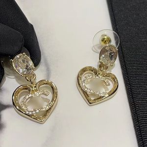 Vergulde merkontwerpers dubbele letters stud clip ketting geometrische beroemde vrouwen sierkristal strass oorbel bruiloft sieraden