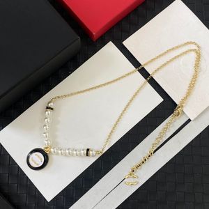 Colliers de créateurs de marques de luxe plaquées en laiton d'or