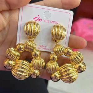 Vergulde oorbellen voor vrouwen mode-sieraden Dubai goudkleur Ethiopische Afrikaanse oorbellen voor Braziliaanse bruiloften sieradenset 231227