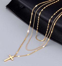 Collier pendentif croix plaqué or à trois couches en acier inoxydable classique pour femmes cadeaux colliers à la mode accepter personnalisé 7g 450mm