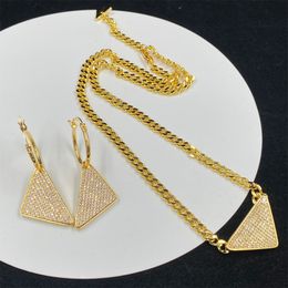 Plaqué or strass collier boucles d'oreilles femmes mode ensemble de bijoux chaîne en or diamant Triangle pendentif chic fête bijoux accessoires de luxe