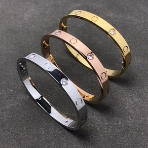 Vergulde titanium designerarmband voor dames en heren met hetzelfde kerst-valentijnscadeau klassieke armband designer-sieraden met de originele doos.