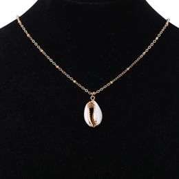 Collier pendentif coquille d'or pas cher