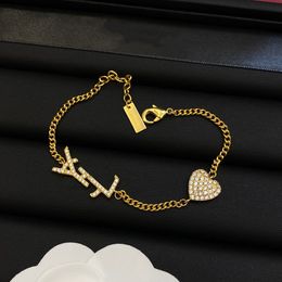Brazaletes de diseño de lujo para mujer, color dorado y plateado, logotipo original chapado en oro, pulseras de latón para parejas sin caja