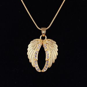 Goud Verzilverd Aartsengel Vleugels Religieuze Amulet Met Kristallen Slangenketting Vrouwen Mannen Necklace240L